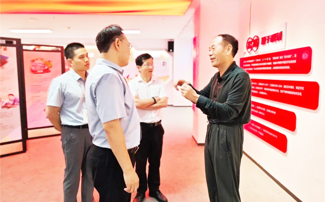 中組部原副部級(jí)巡視專(zhuān)員吳瀚飛蒞臨尚為集團(tuán)參觀調(diào)研丨集團(tuán)開(kāi)展黨建學(xué)習(xí)線上專(zhuān)題研討會(huì)